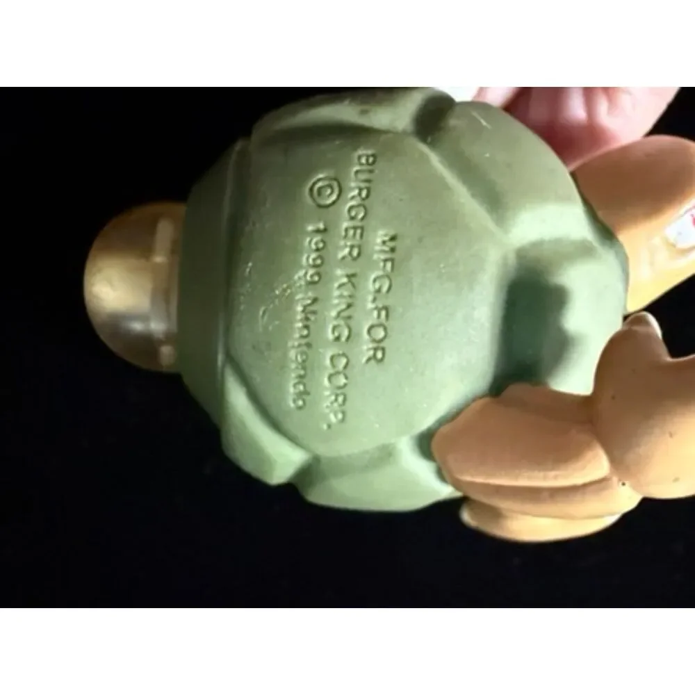 VTG 1999 pokemon golem spinning top toy fig